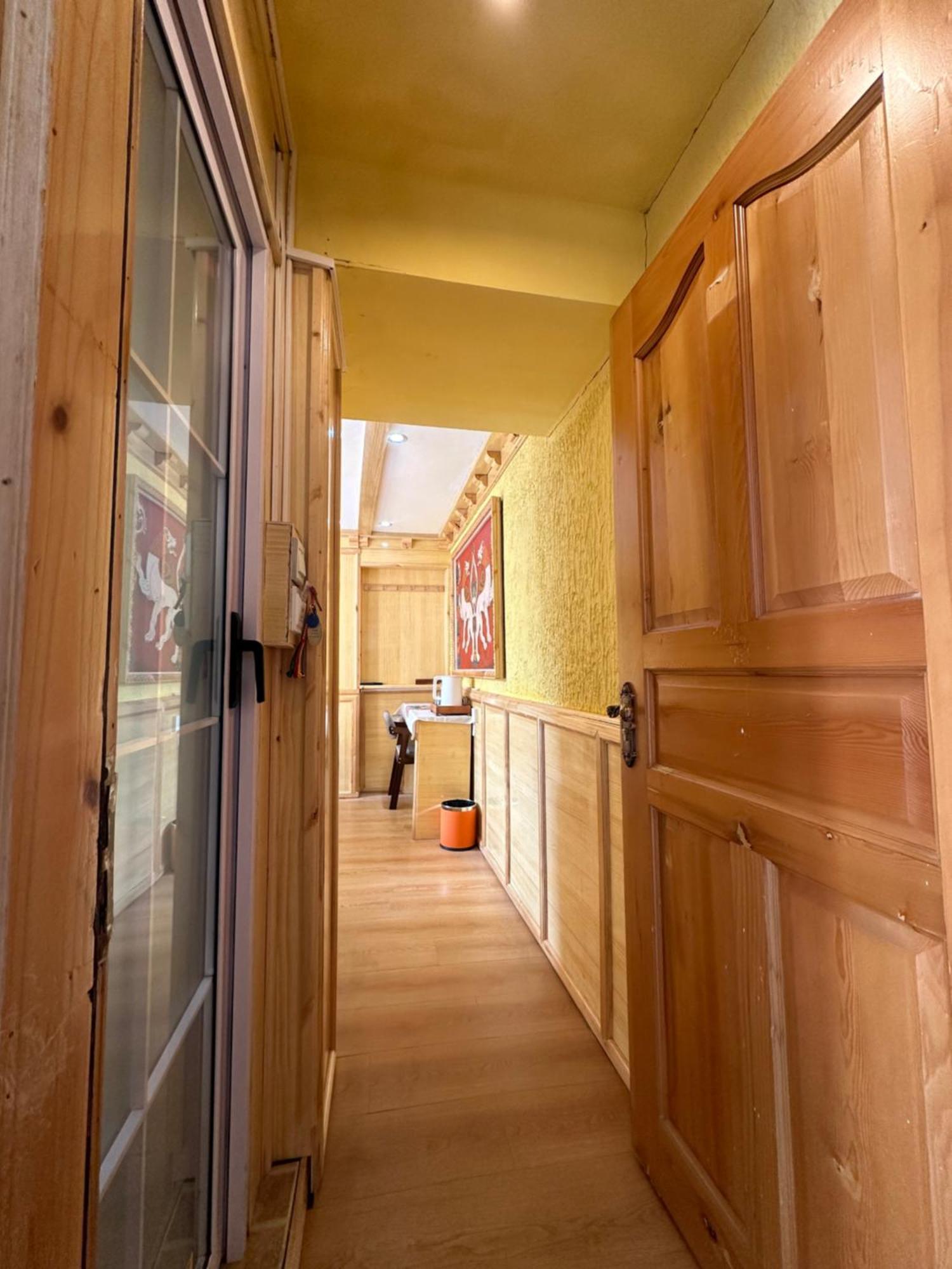 Yi'S Hostel Шангри-Ла Экстерьер фото