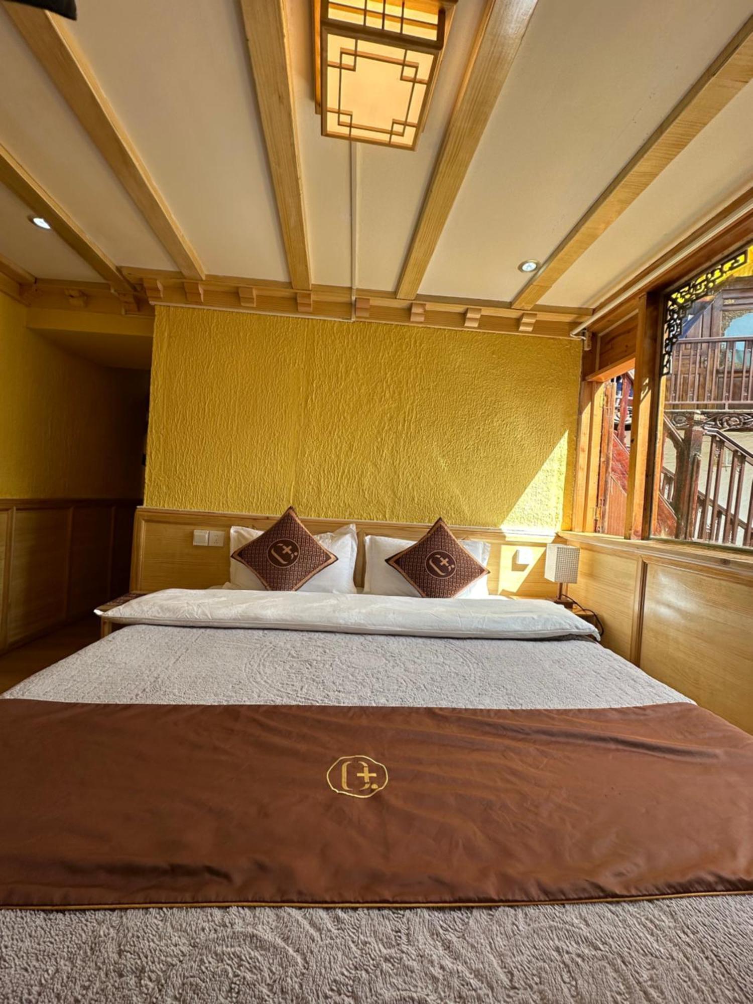 Yi'S Hostel Шангри-Ла Экстерьер фото
