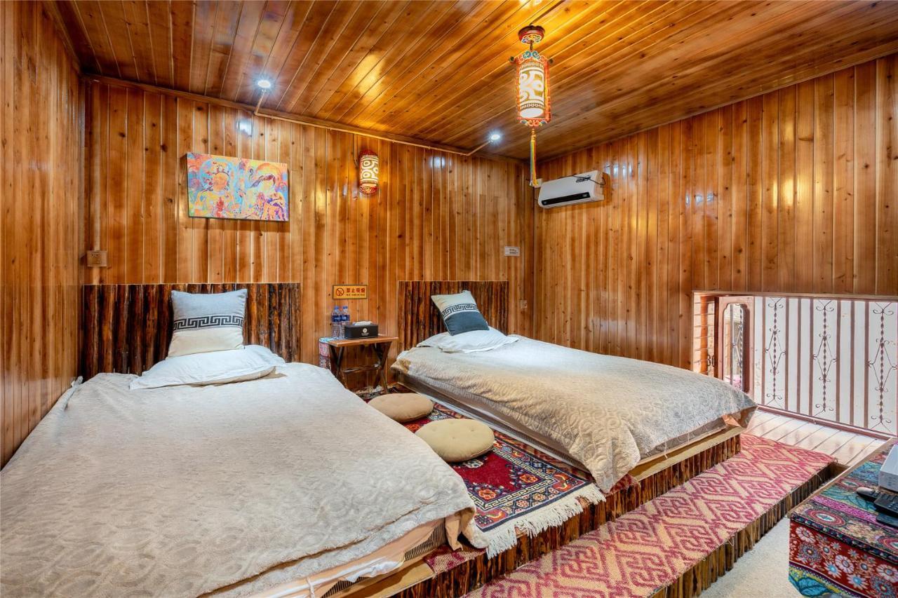 Yi'S Hostel Шангри-Ла Экстерьер фото